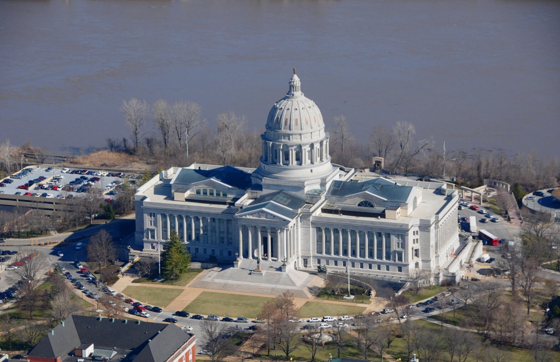 MissouriStateCapitol.jpg